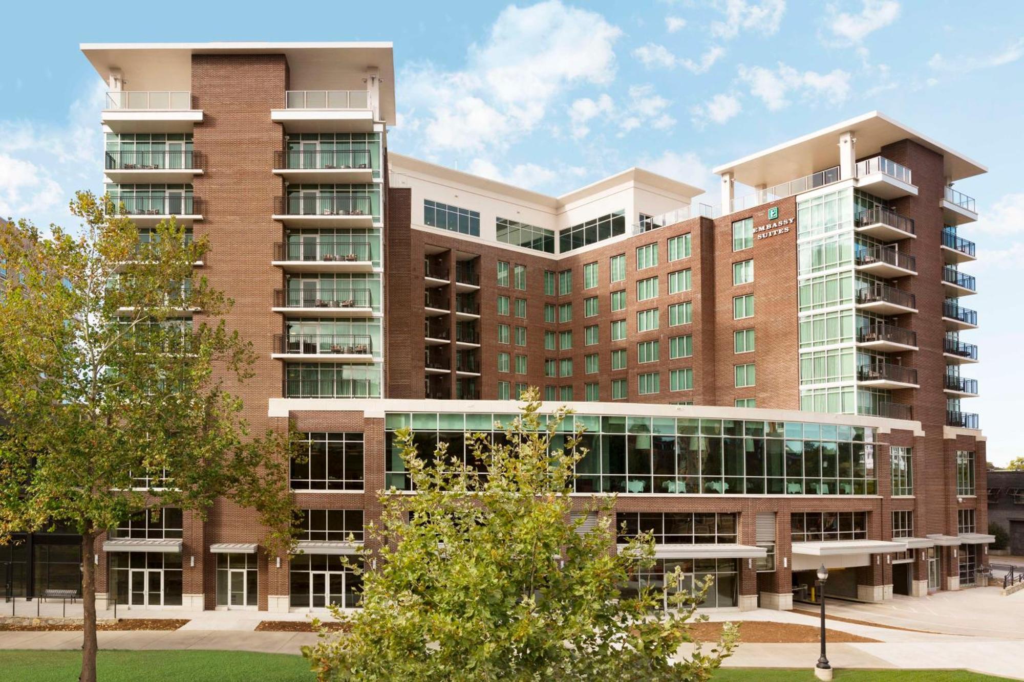 Embassy Suites By Hilton Greenville Downtown Riverplace Exterior photo